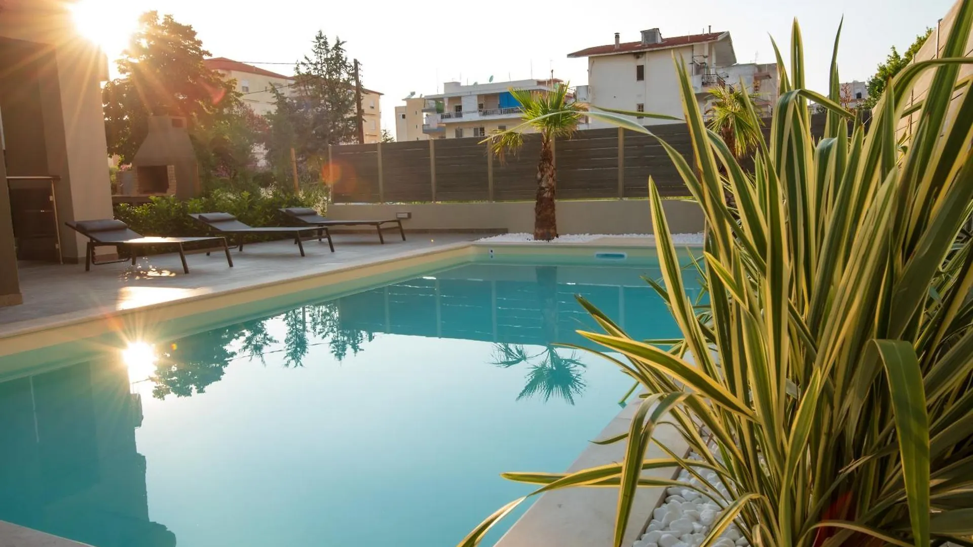 Olive Apartments Peraía