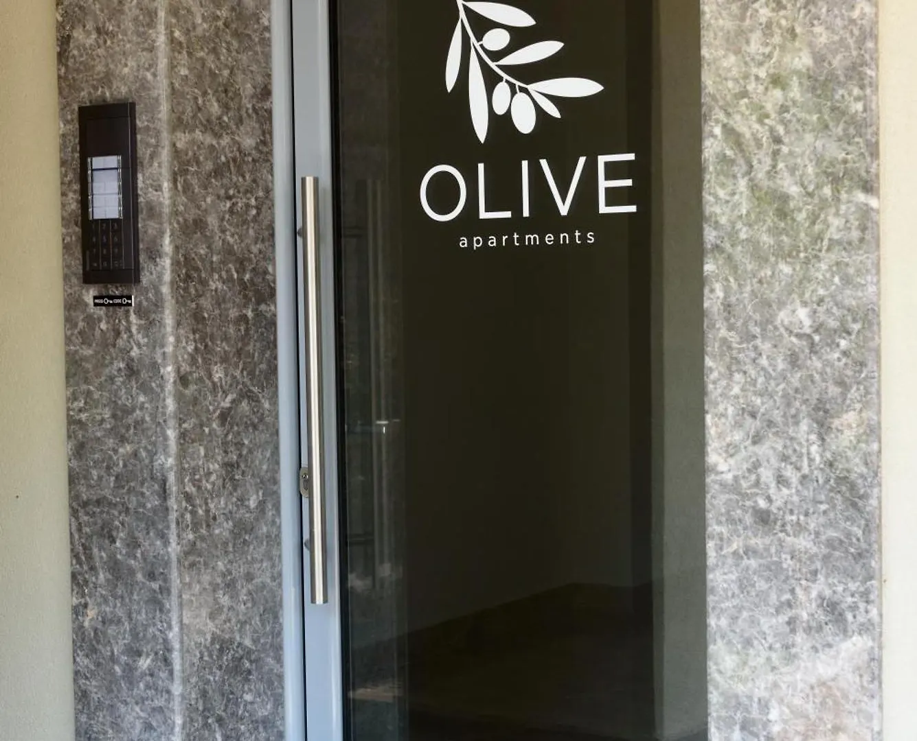 Olive Apartments Peraía